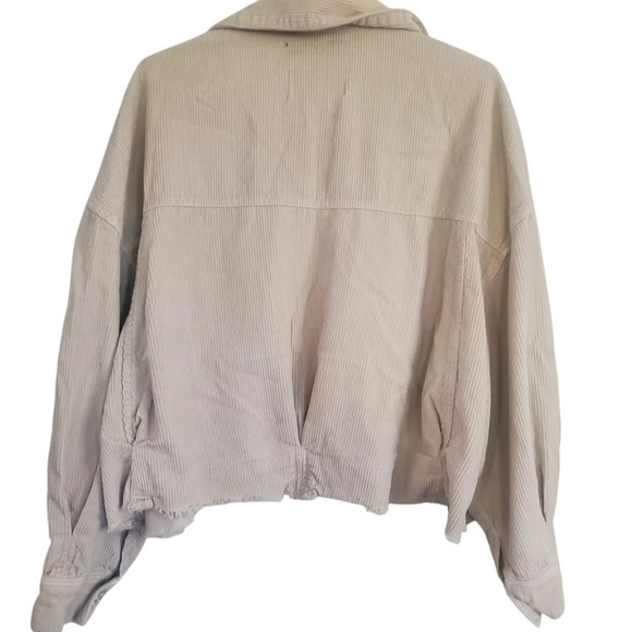 ZARA corduroy distressed cropped cream color loose fit jacket, size small - Picture 3 of 7